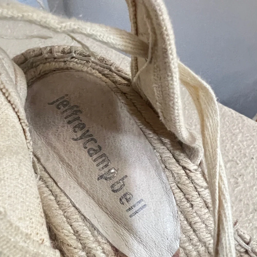 Jeffrey Campbell Cream Woven Espadrille Wedge Sandals‎ size 8.5